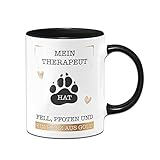 Tassenbrennerei Hunde Tasse mit Spruch Mein Therapeut hat Fell, Pfoten und ein Herz aus Gold - Kaffeetasse als Geschenk Hundebesitzer (Schwarz, Hund)