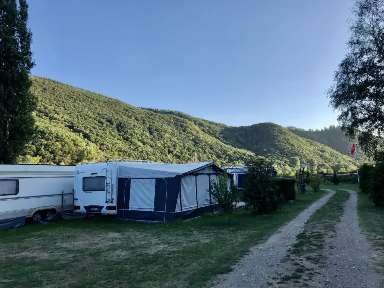 14 Campingplätze an der Mosel mit toller Lage ontourwithdogs.de
