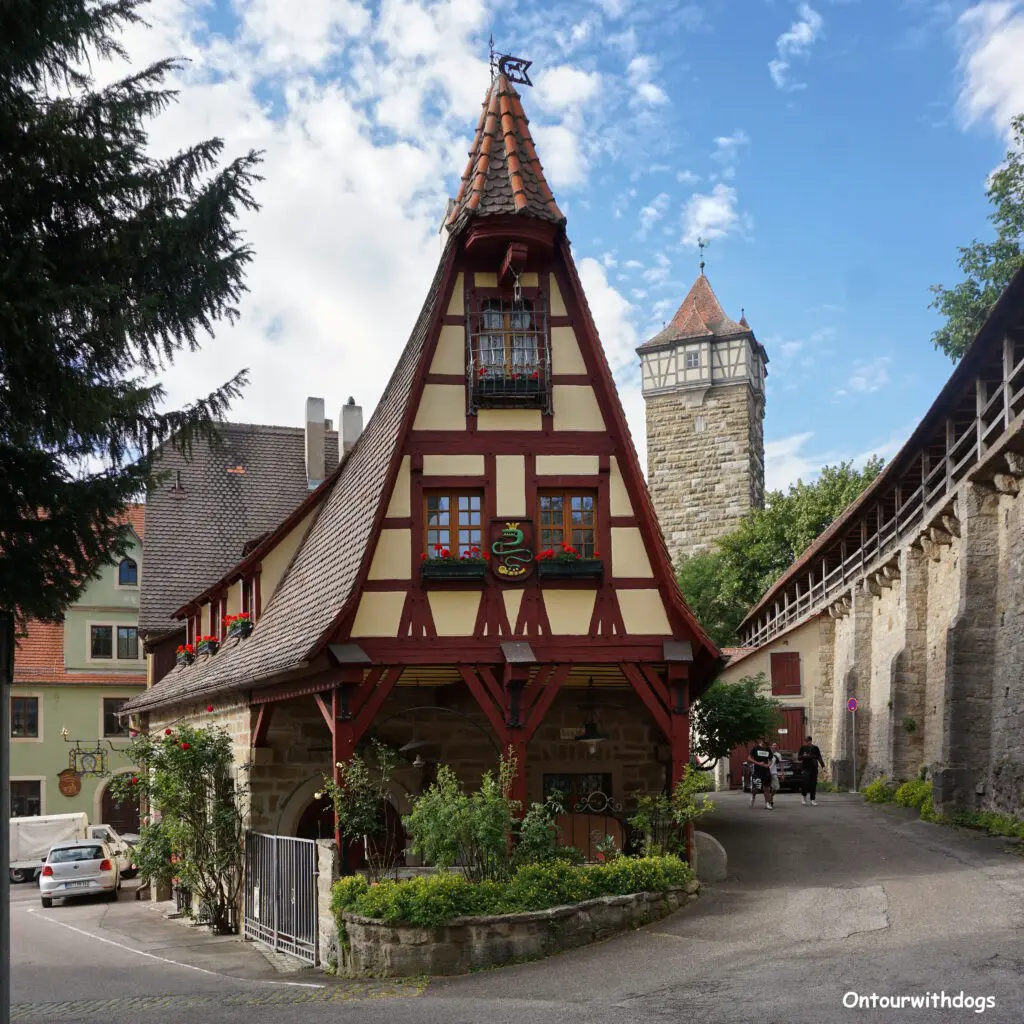 In Rothenburg ob der Tauber gehört die Gerlachschmiede zu den Sehenswürdigkeiten