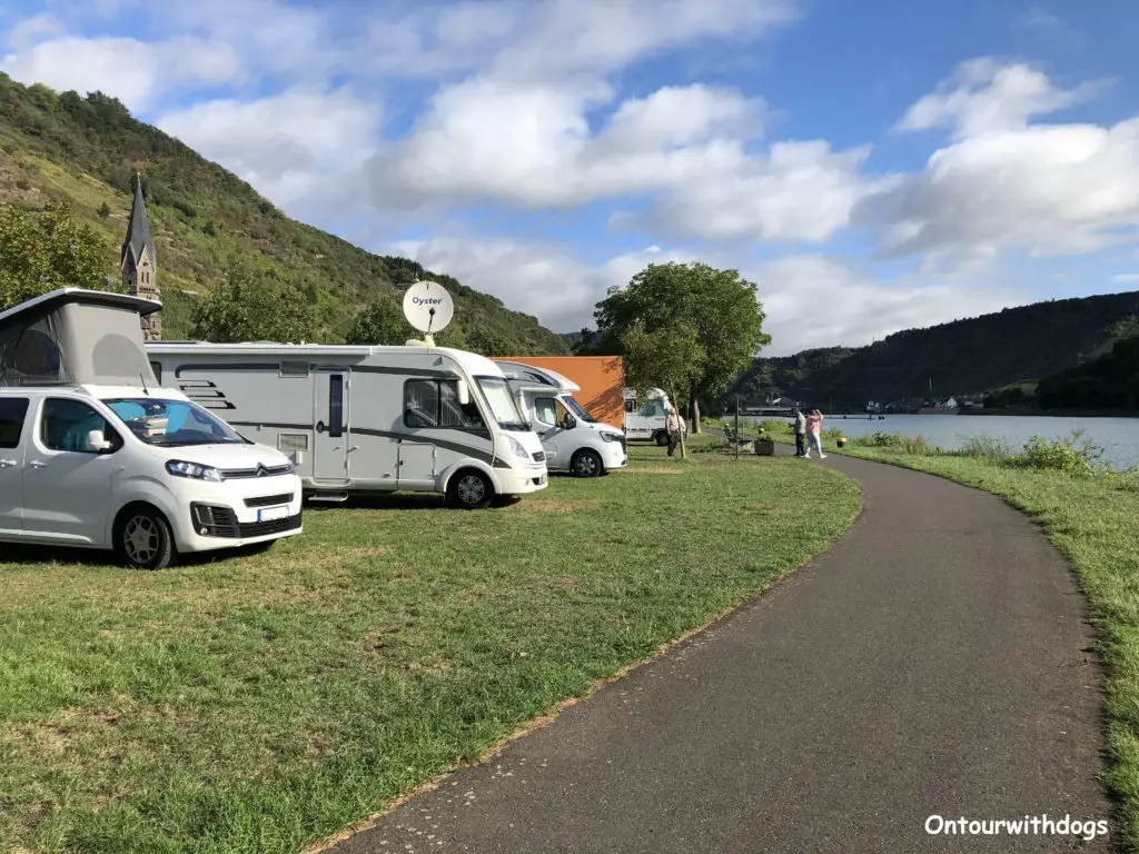 Ein Stellplatz direkt an der Mosel