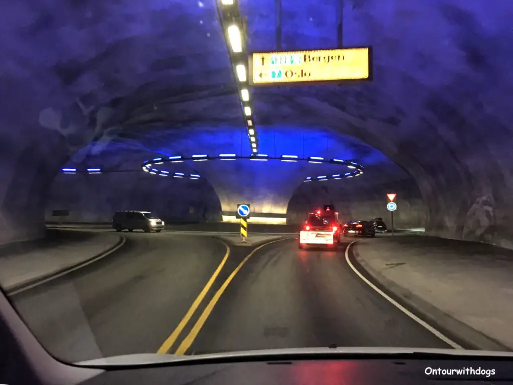 Hardangertunnel auf unserem Roadtrip durch Norwegen