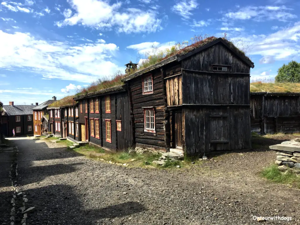 Roros ist in Norwegen eine der besonderen Städte durch den Kupferabbau