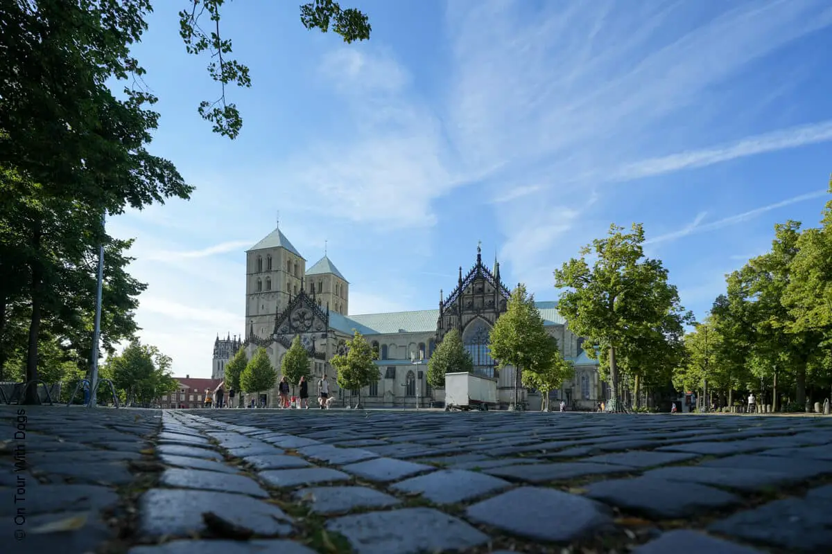 Sehenswürdigkeiten Münster Domplatz mit St. Paulus-Dom