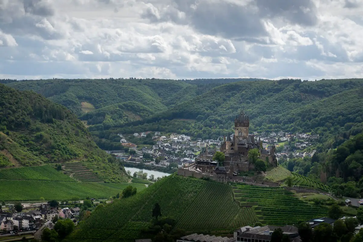 Top Sehenswürdigkeit in Cochem: Die Reichsburg vom Aussichtspunkt