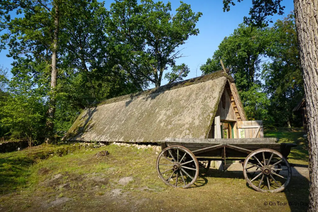 Der alte Schafstall in Wilsede auf der Wanderung nach dem Wilseder Berg